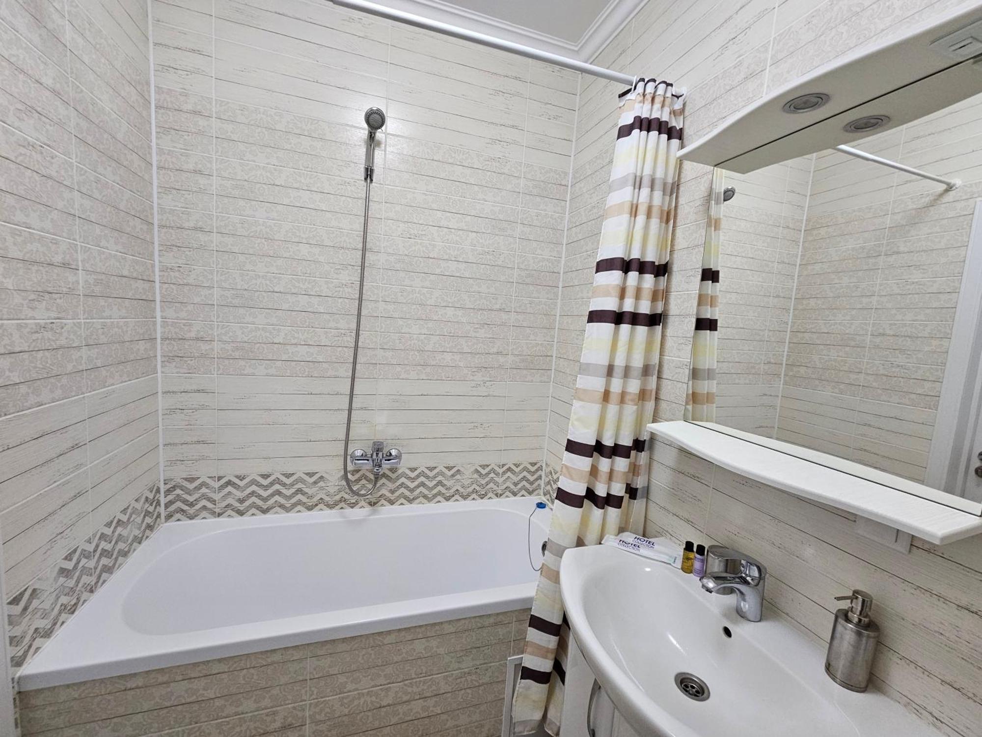 Ernaz Plus Apartments: Promenade Expo 아스타나 외부 사진